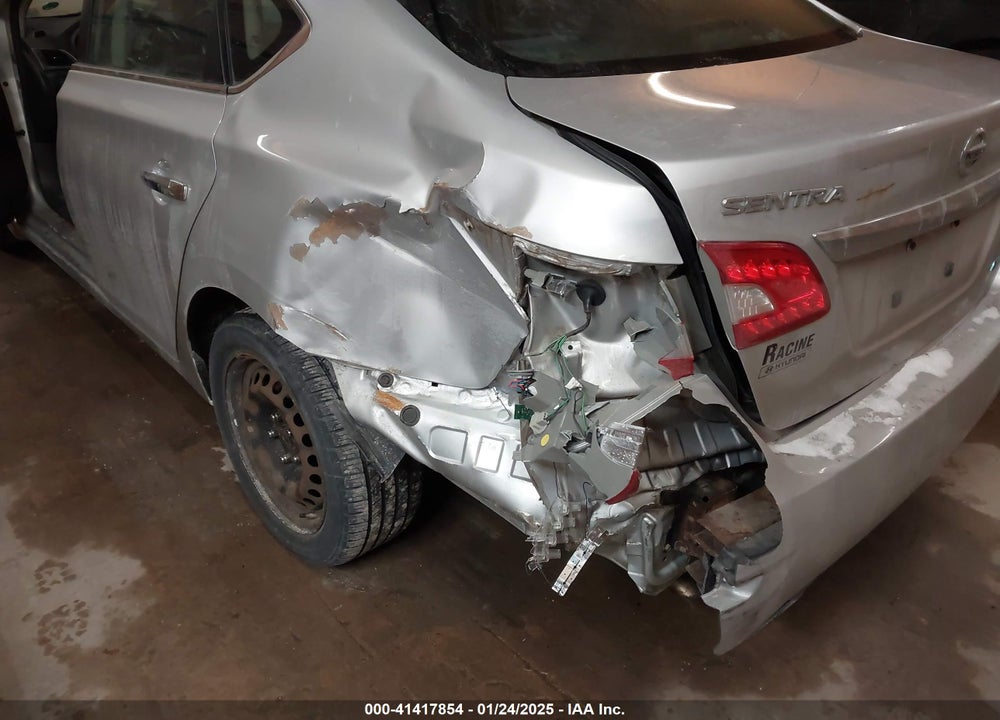 2013 NISSAN SENTRA SV VIN: 3N1AB7AP5DL708582