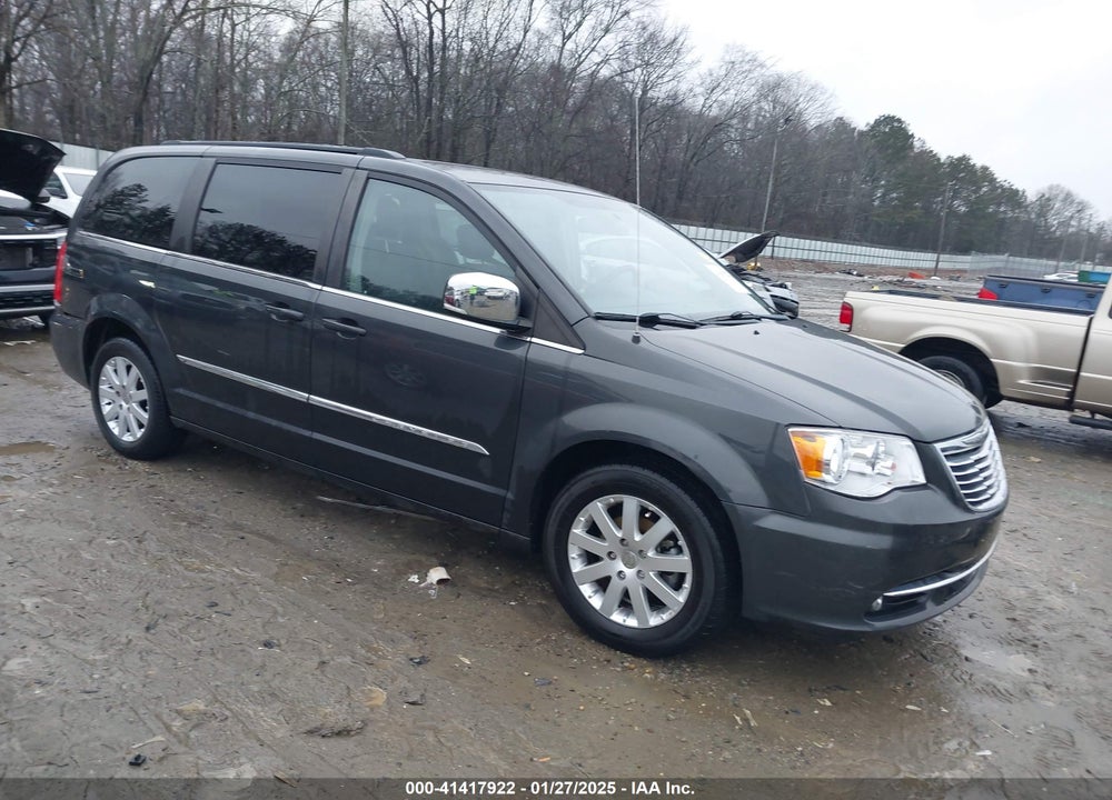 2011 CHRYSLER TOWN & COUNTRY TOURING-L VIN: 2A4RR8DG2BR782484