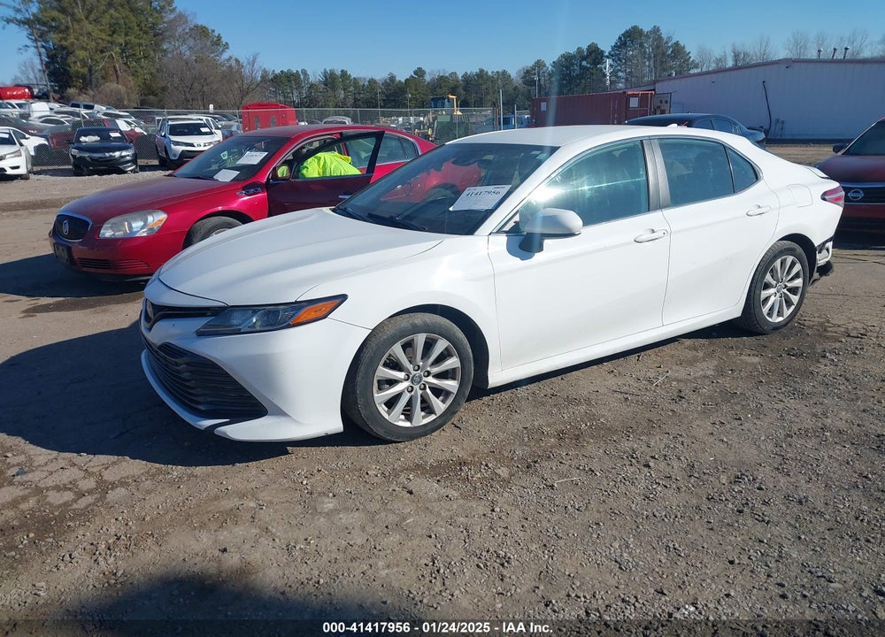 2019 TOYOTA CAMRY VIN: 4T1B11HK5KU196378