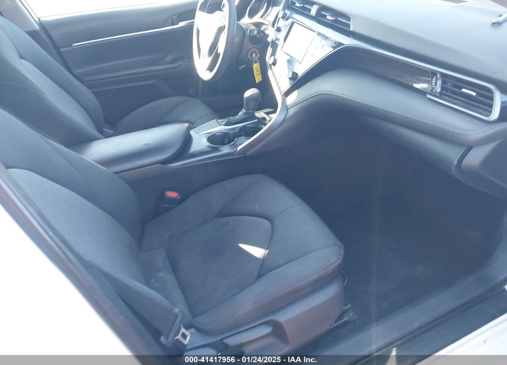 2019 TOYOTA CAMRY VIN: 4T1B11HK5KU196378