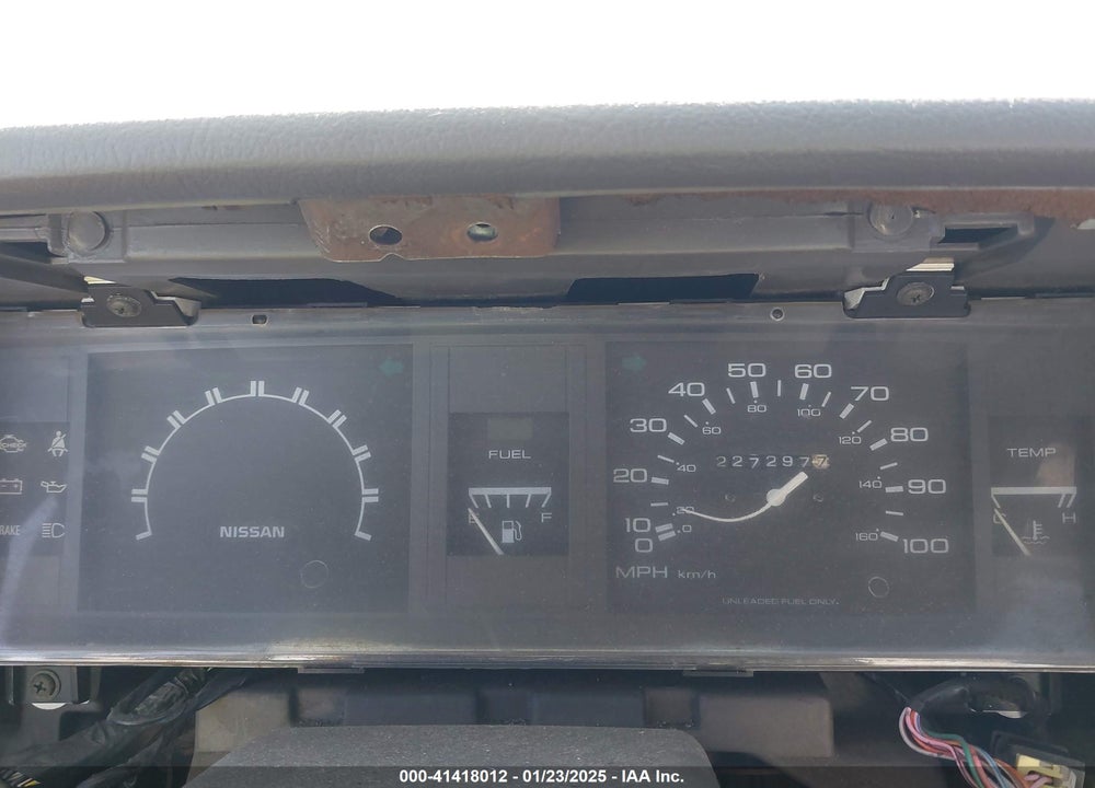 1992 NISSAN TRUCK SHORT WHEELBASE VIN: 1N6SD11S0NC368555