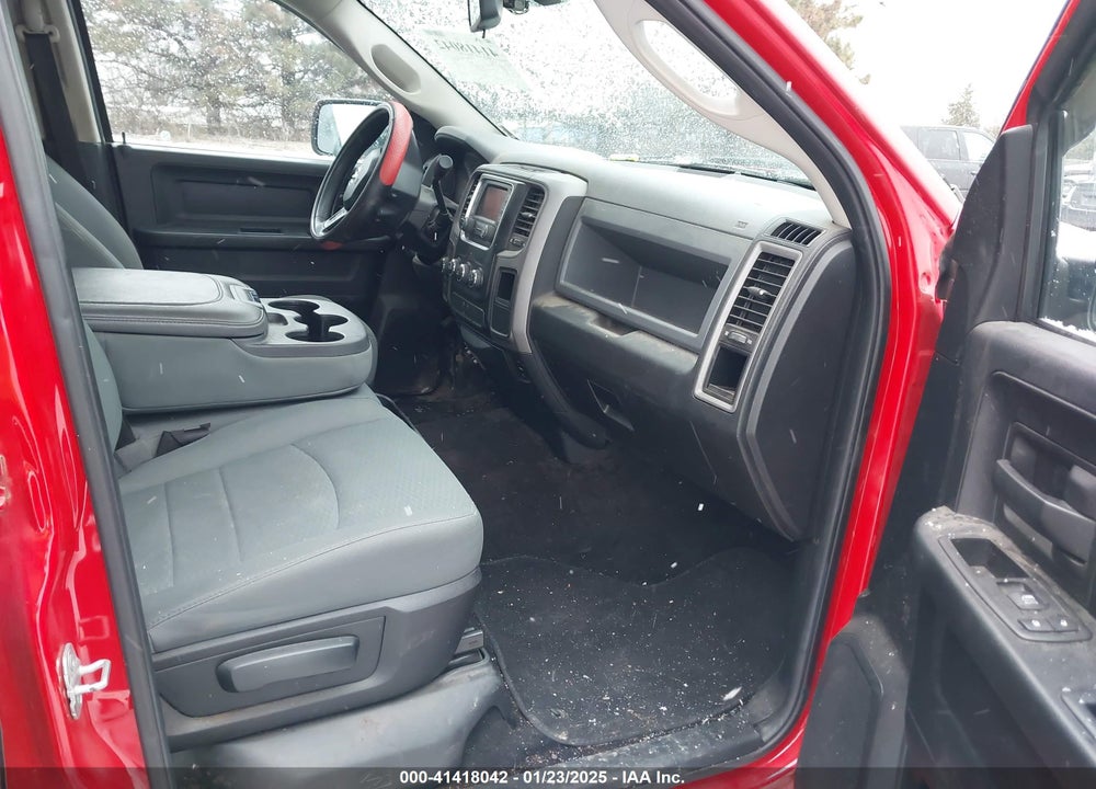 2014 RAM 1500 VIN: 1C6RR7KT7ES322070