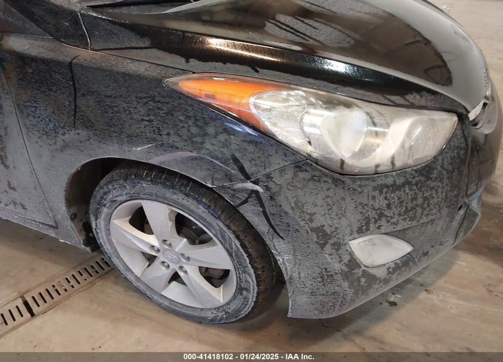 2013 HYUNDAI ELANTRA VIN: KMHDH4AE7DU490958