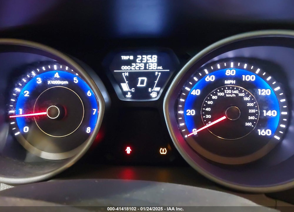 2013 HYUNDAI ELANTRA VIN: KMHDH4AE7DU490958