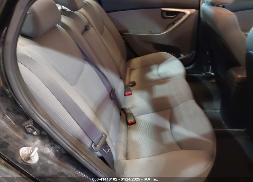 2013 HYUNDAI ELANTRA VIN: KMHDH4AE7DU490958