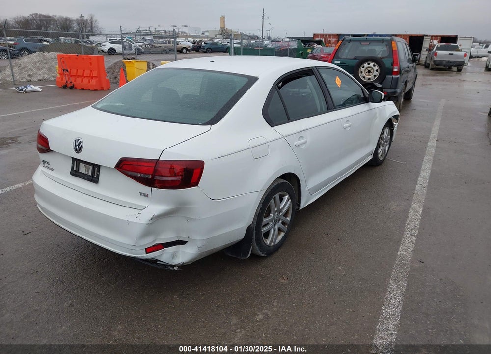 2018 VOLKSWAGEN JETTA VIN: 3VW2B7AJXJM210961
