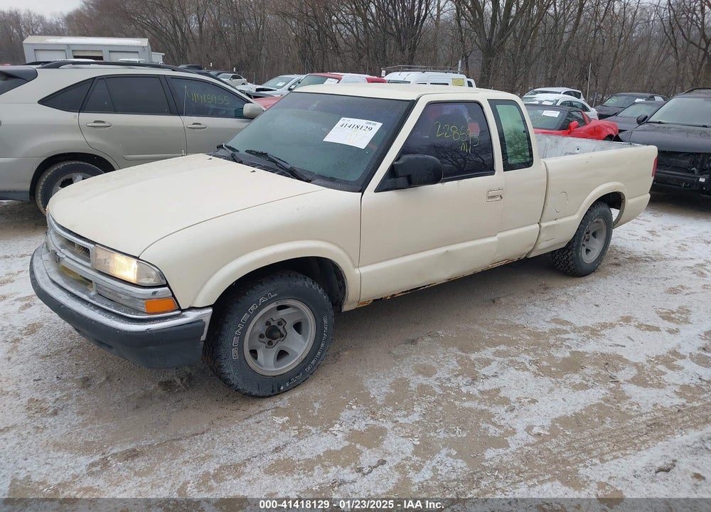 1998 CHEVROLET S-10 LS FLEETSIDE VIN: 1GCCS19X5W8205594