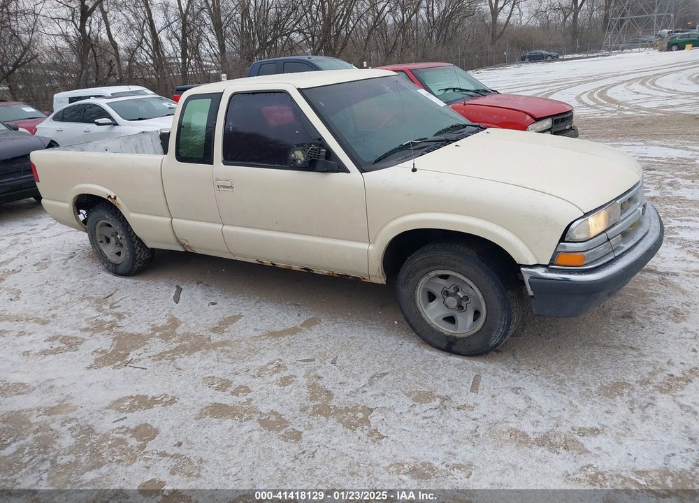 1998 CHEVROLET S-10 LS FLEETSIDE VIN: 1GCCS19X5W8205594