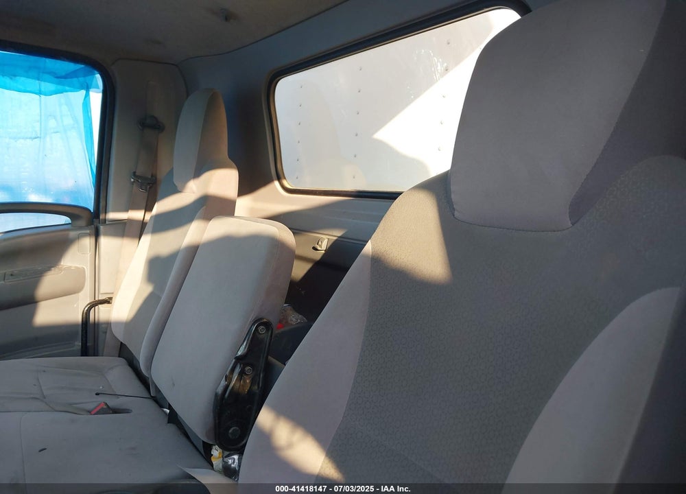 2016 ISUZU NPR DSL REG AT VIN: JALC4W163G7002851