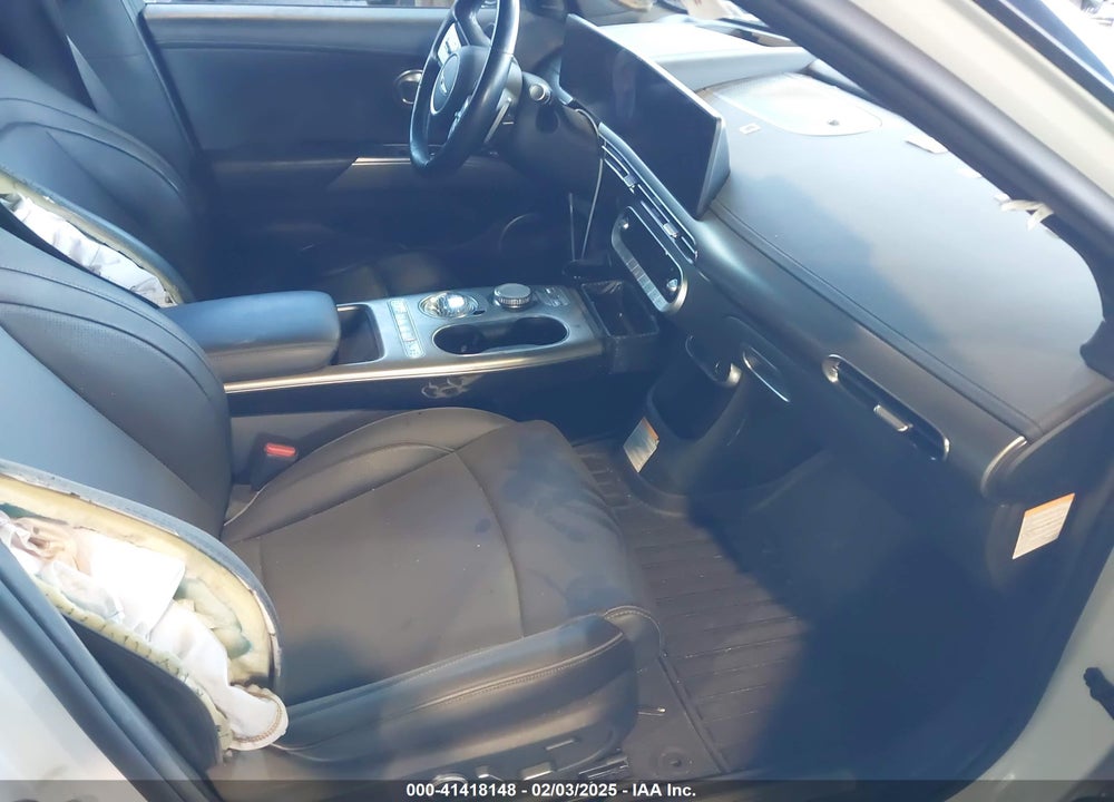 2023 GENESIS GV60 ADVANCED AWD VIN: KMUKCDTC4PU004601