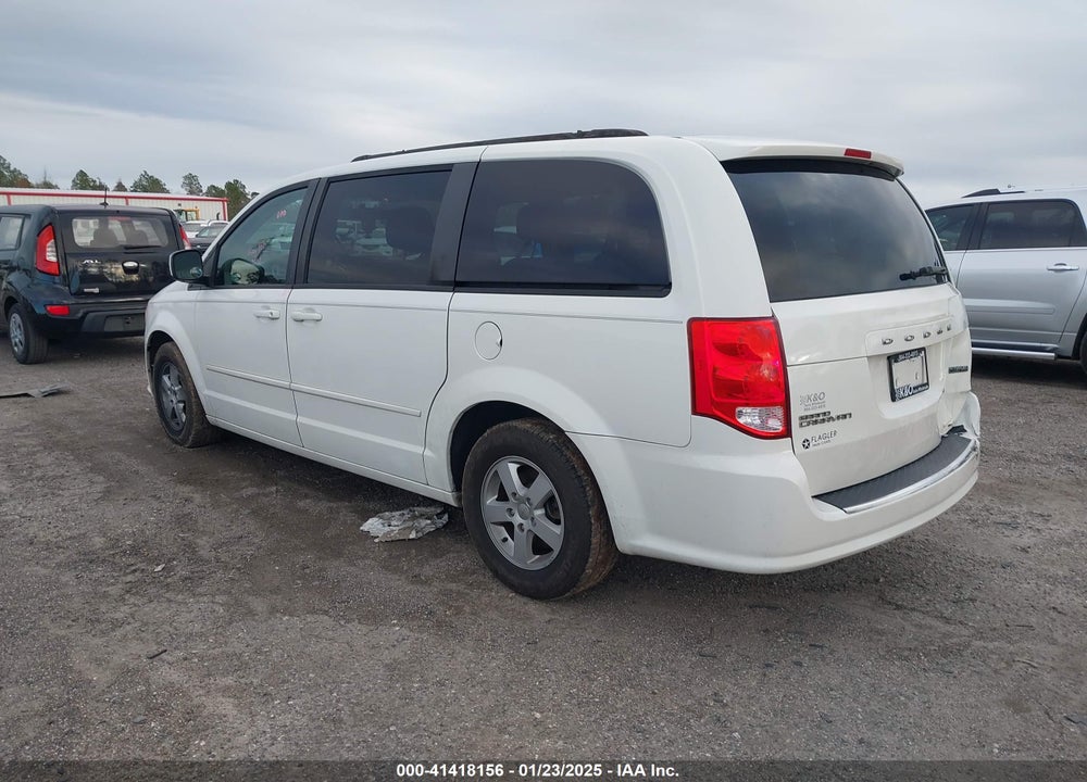 2013 DODGE GRAND CARAVAN SXT VIN: 2C4RDGCG6DR581707