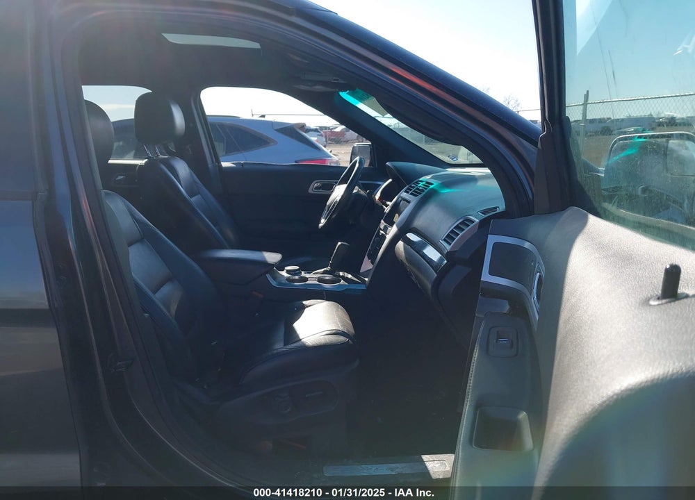 2015 FORD EXPLORER LIMITED VIN: 1FM5K8F86FGB82214