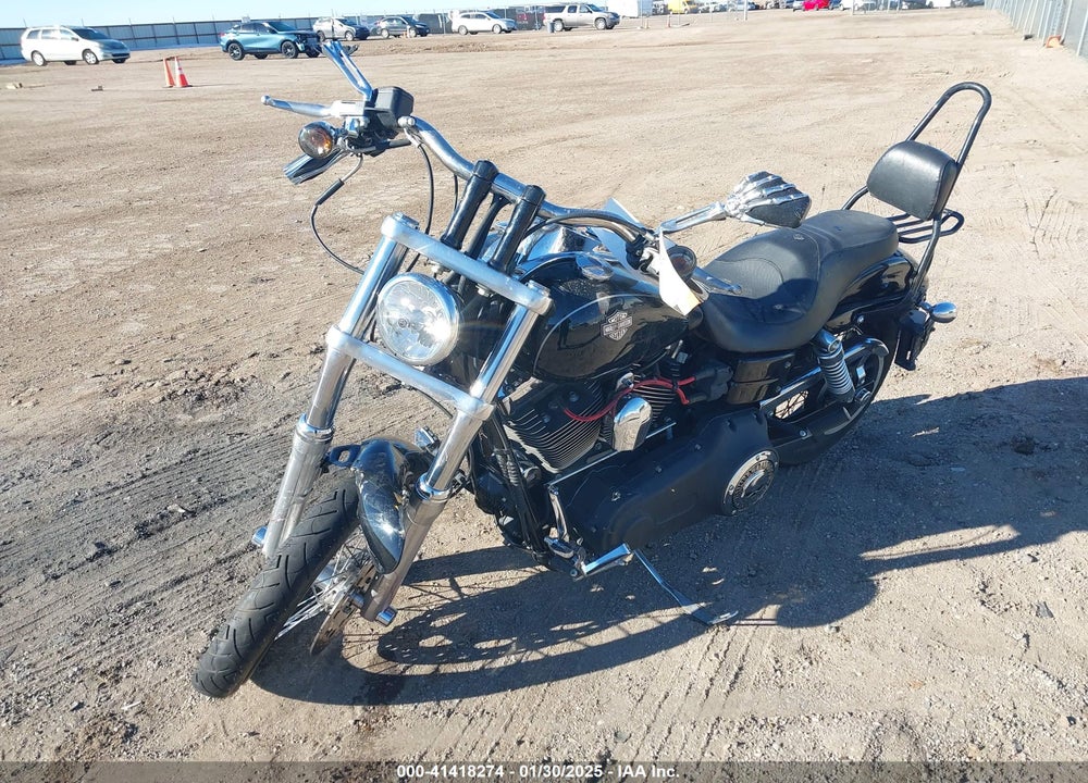 2010 HARLEY-DAVIDSON FXDWG VIN: 1HD1GP41XAC327452