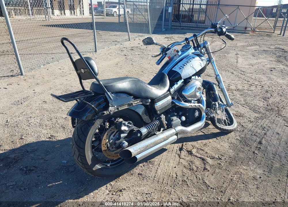2010 HARLEY-DAVIDSON FXDWG VIN: 1HD1GP41XAC327452