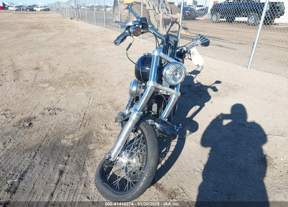 2010 HARLEY-DAVIDSON FXDWG VIN: 1HD1GP41XAC327452