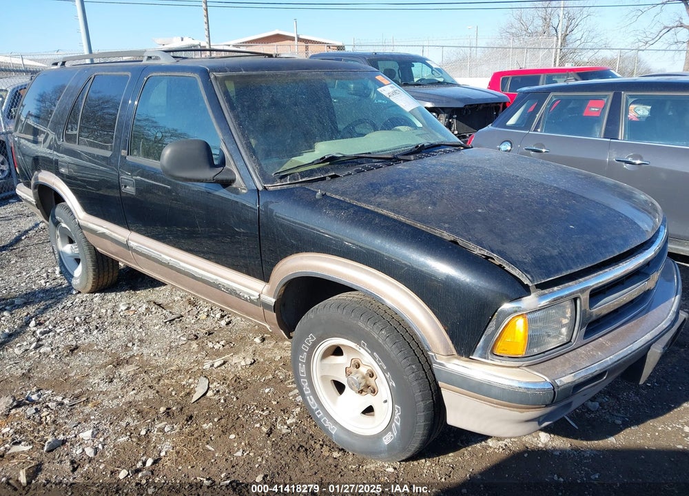 1997 CHEVROLET BLAZER LT VIN: 1GNCS13W1V2136105