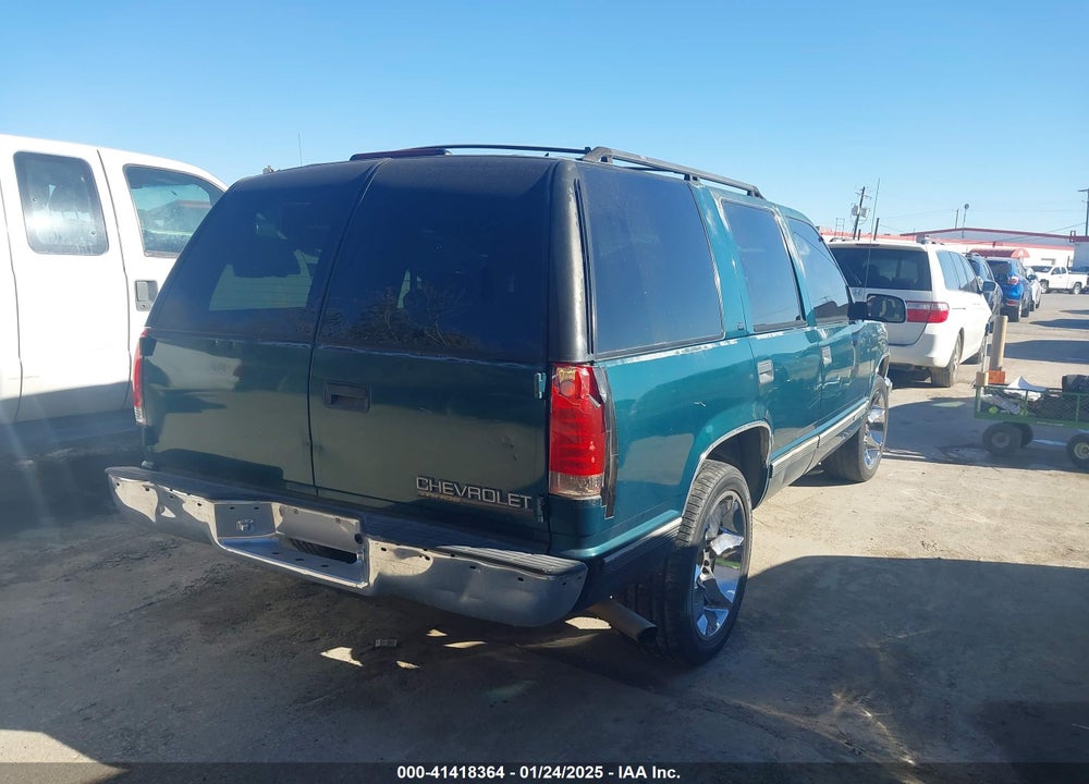 1998 CHEVROLET TAHOE LS VIN: 1GNEC13R6WJ337859