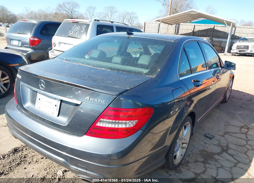 2013 MERCEDES-BENZ C 300 LUXURY 4MATIC/SPORT 4MATIC VIN: WDDGF8AB3DG137187