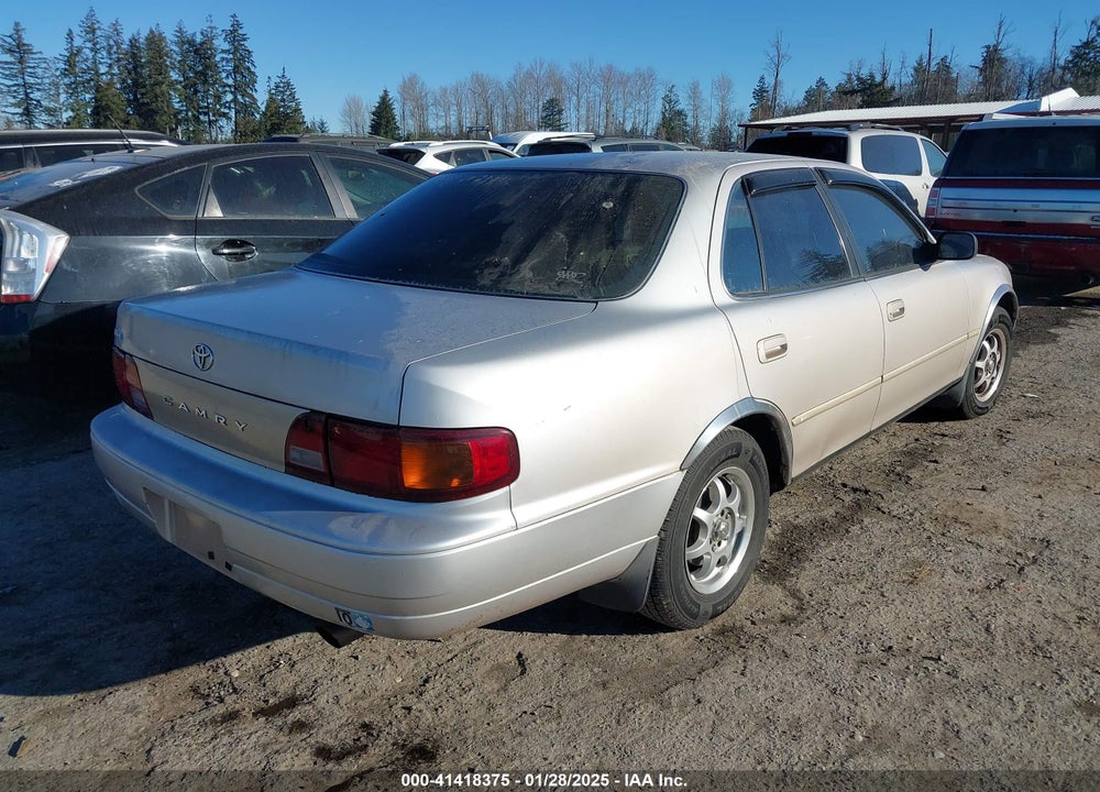 1996 TOYOTA CAMRY DX/LE/XLE VIN: 4T1BG12K7TU828189