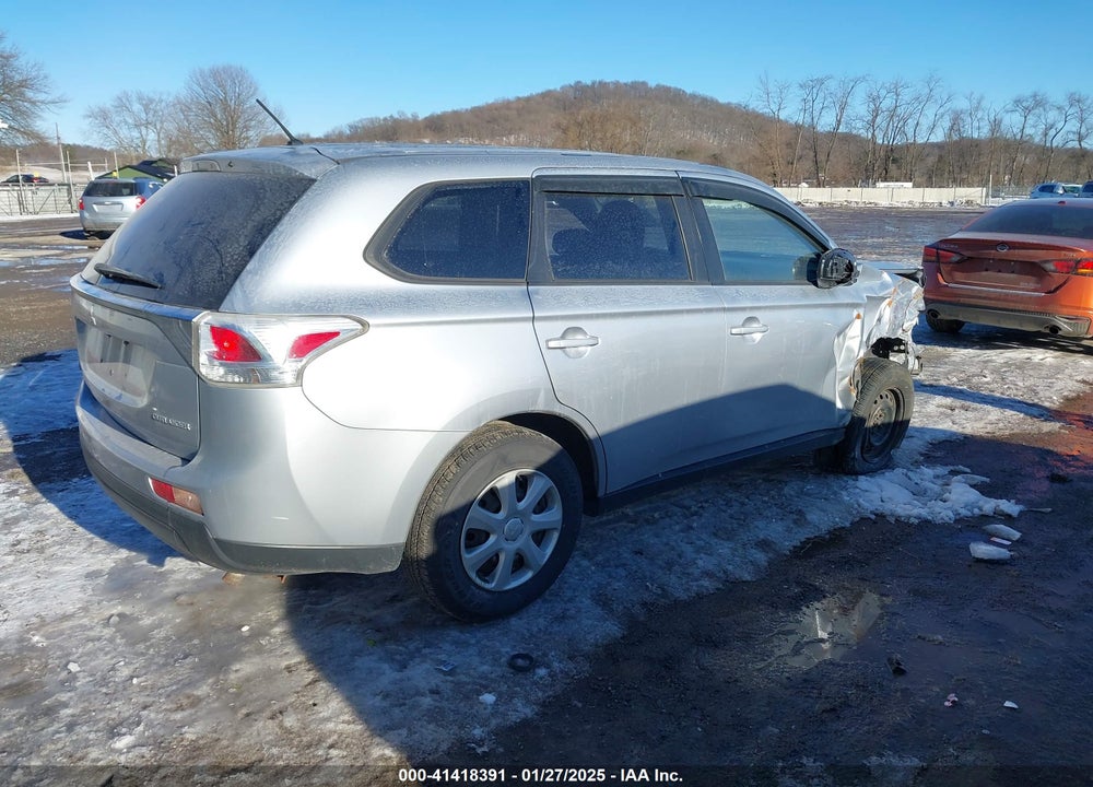 2014 MITSUBISHI OUTLANDER ES VIN: JA4AD2A34EZ010511