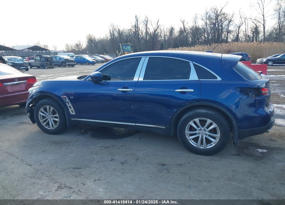 2014 INFINITI QX70 VIN: JN8CS1MW0EM412127