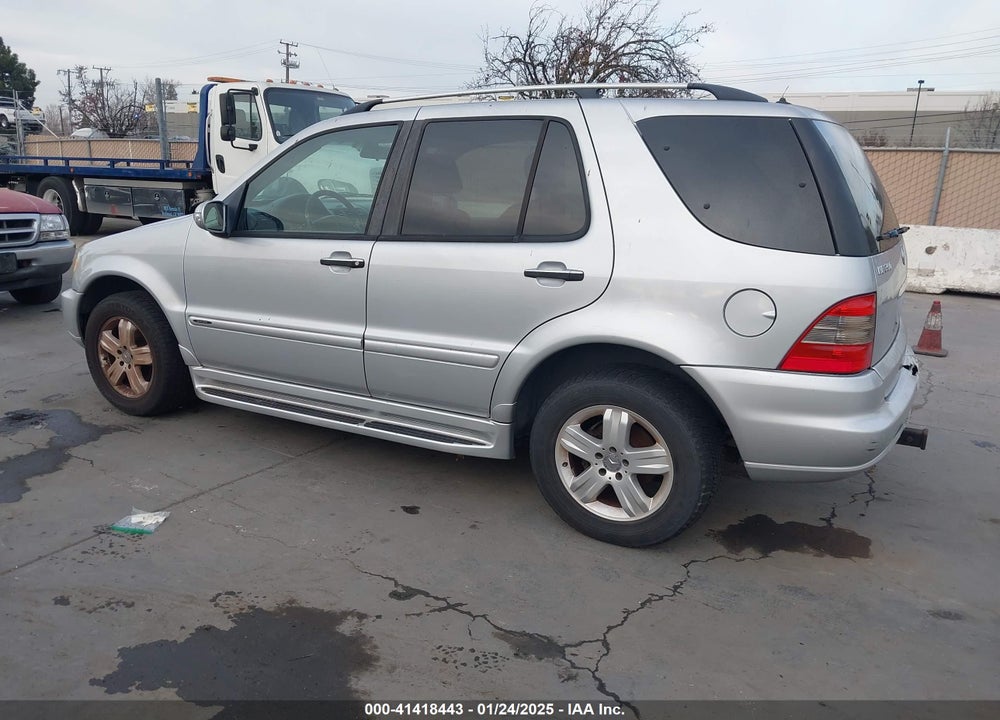 2005 MERCEDES-BENZ ML 350 4MATIC VIN: 4JGAB57E15A533839