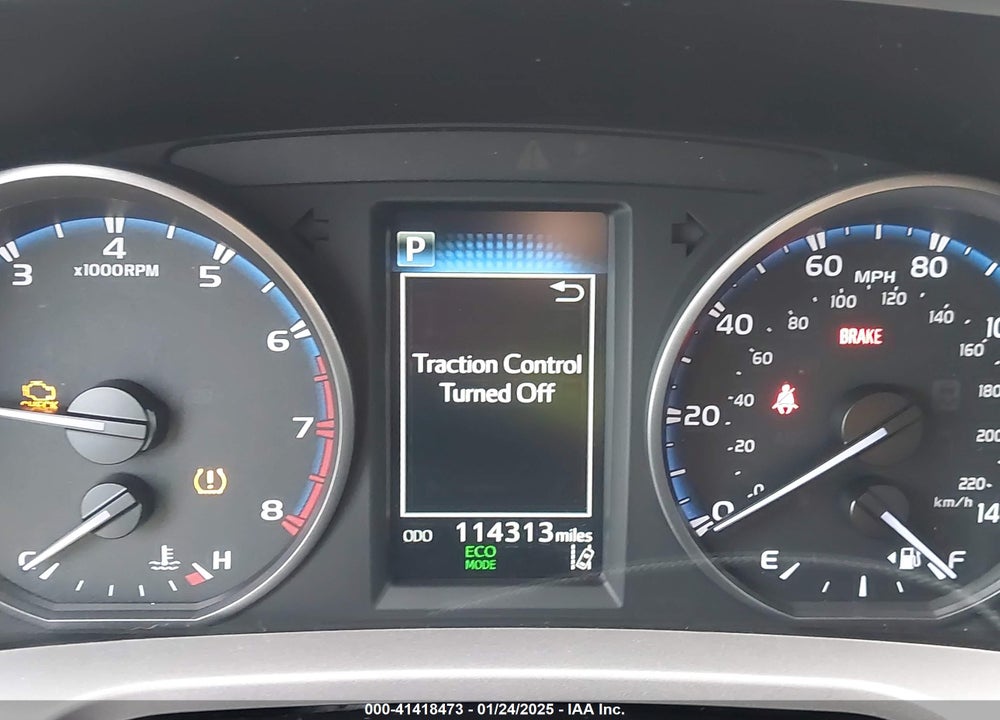 2018 TOYOTA RAV4 XLE VIN: JTMWFREV3JJ190180