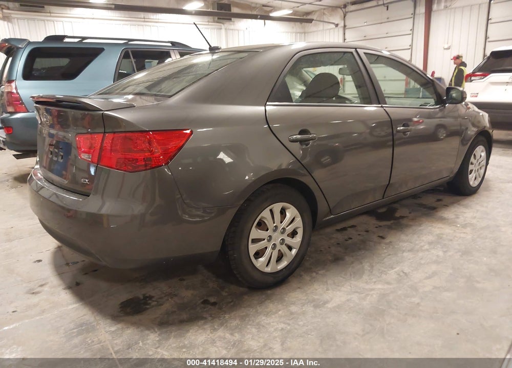 2013 KIA FORTE EX VIN: KNAFU4A28D5686235