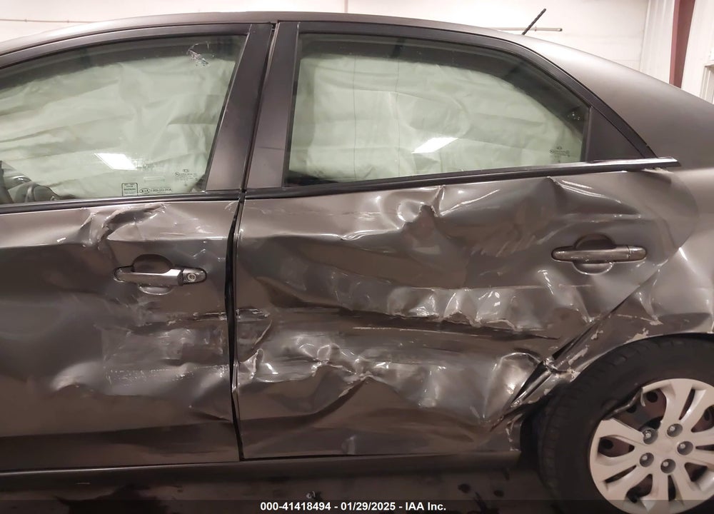2013 KIA FORTE EX VIN: KNAFU4A28D5686235