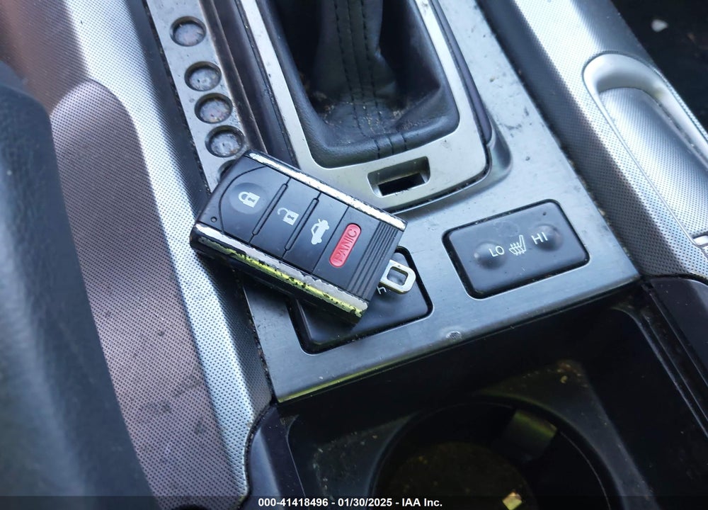 2010 ACURA TL 3.5 VIN: 19UUA8F5XAA020852
