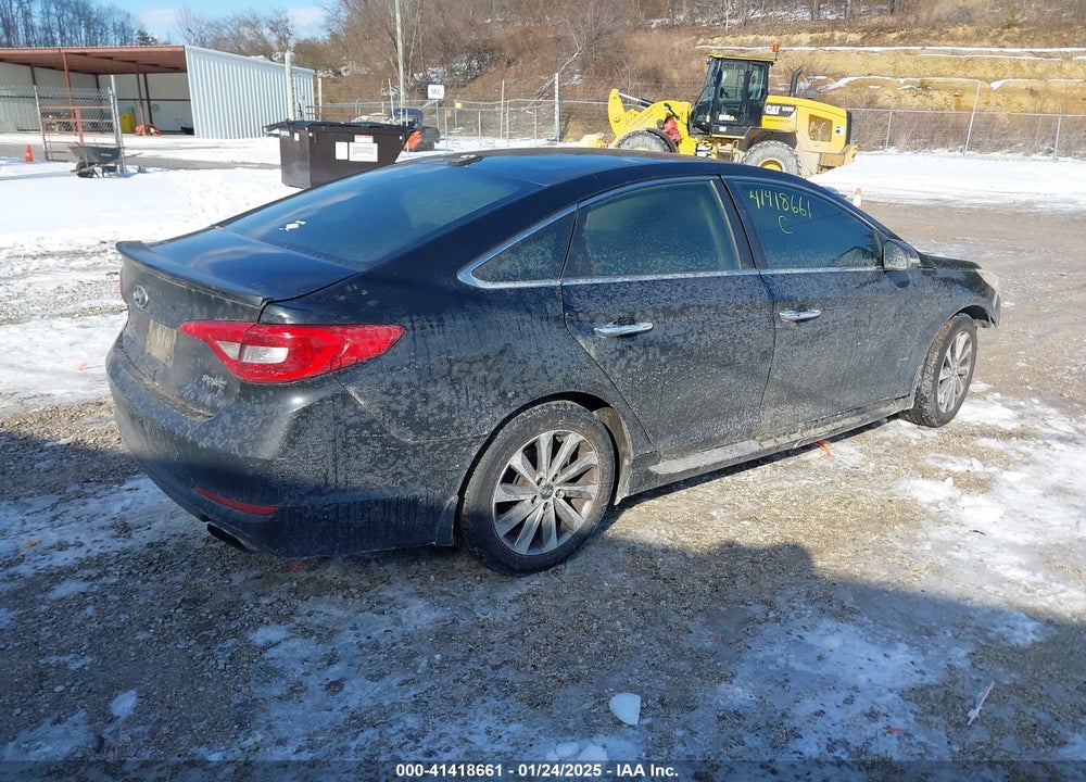 2015 HYUNDAI SONATA SPORT VIN: 5NPE34AF7FH213689