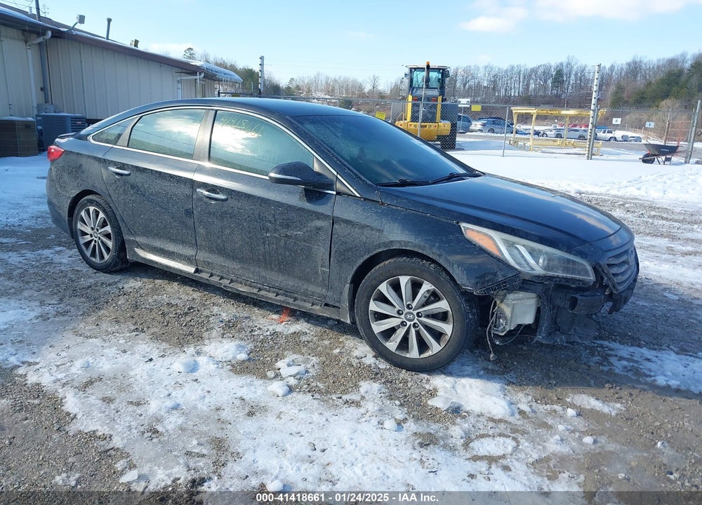2015 HYUNDAI SONATA SPORT VIN: 5NPE34AF7FH213689