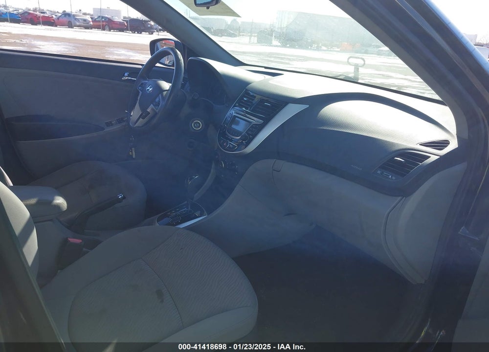 2013 HYUNDAI ACCENT VIN: KMHCU4AE1DU305276