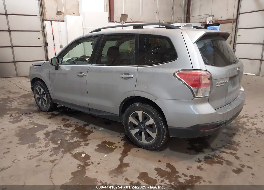 2017 SUBARU FORESTER 2.5I PREMIUM VIN: JF2SJADC0HH537322