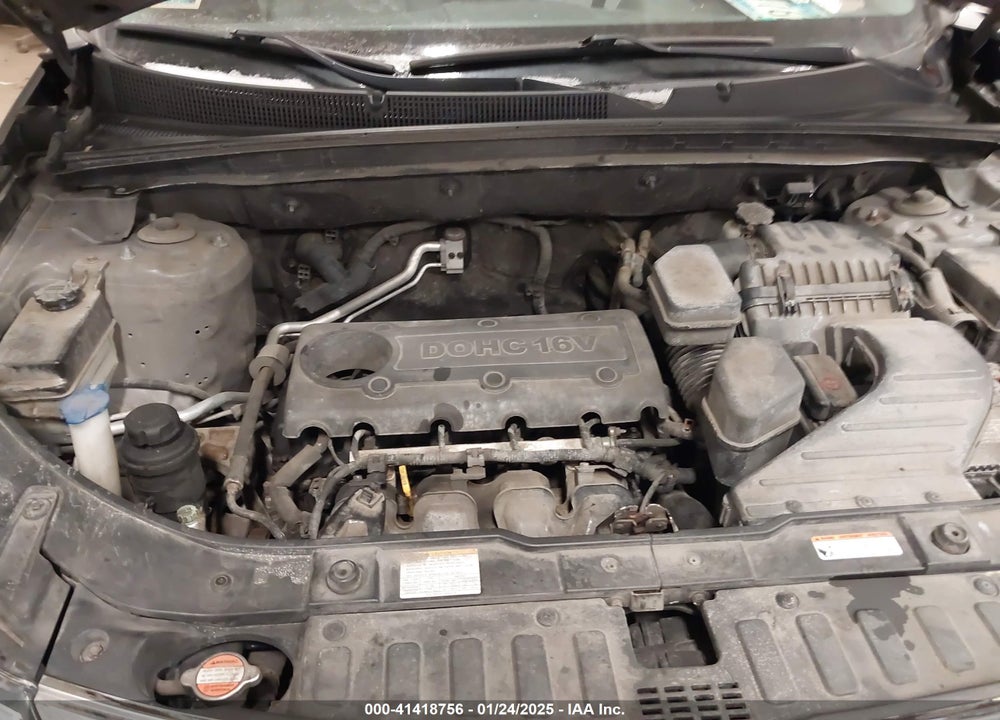2011 KIA SORENTO LX VIN: 5XYKT3A17BG115586