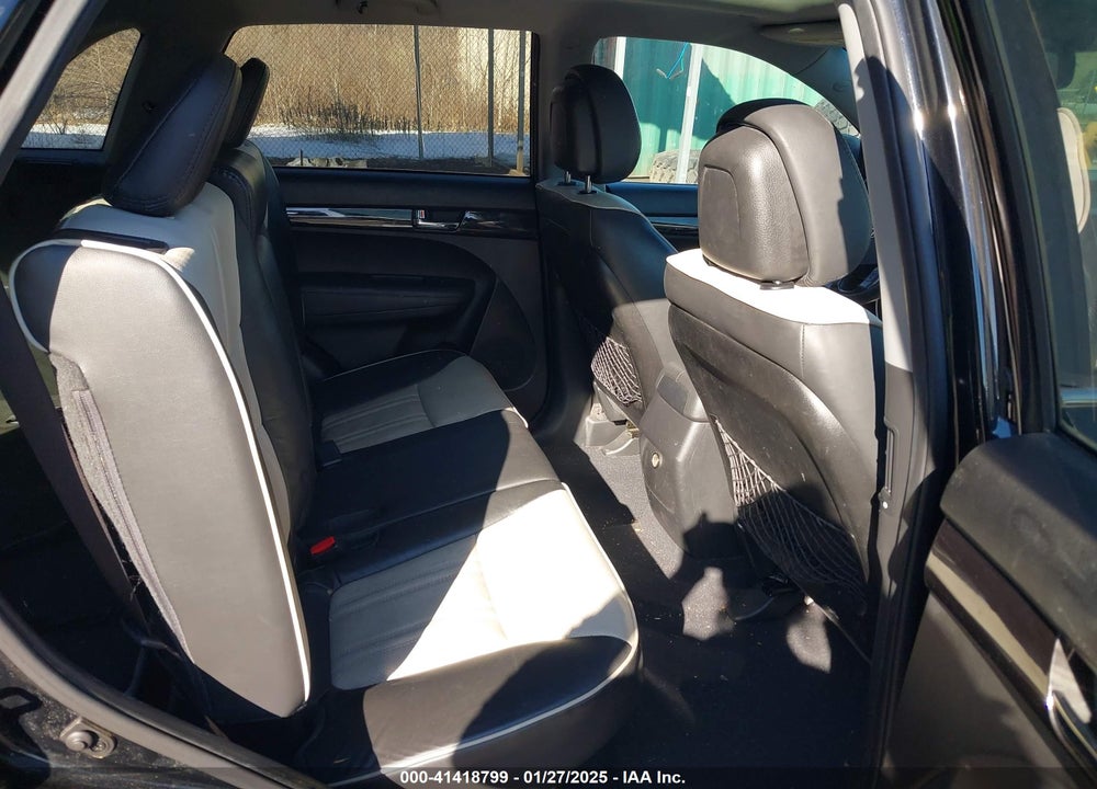 2012 KIA SORENTO VIN: 5XYKWDA21CG276524