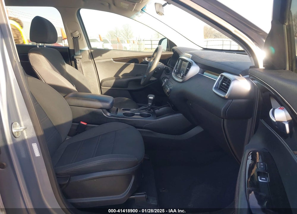 2020 KIA SORENTO 2.4L LX VIN: 5XYPGDA33LG689945