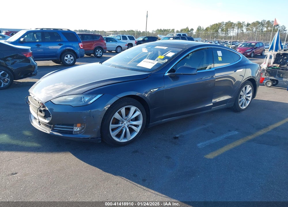2015 TESLA MODEL S VIN: 5YJSA1H1XFFP68751