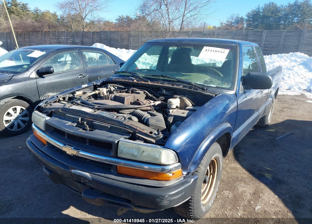 2003 CHEVROLET S-10 VIN: 1GCCS19H238204410