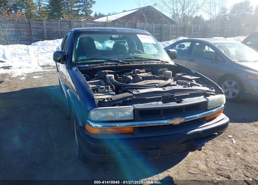 2003 CHEVROLET S-10 VIN: 1GCCS19H238204410