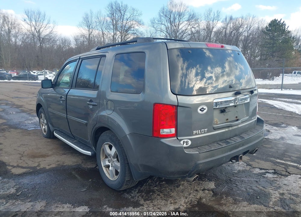 2009 HONDA PILOT EX-L VIN: 5FNYF48599B008590