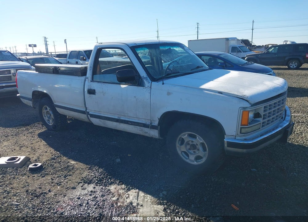 1988 CHEVROLET GMT-400 C2500 VIN: 1GCFC24K1JE101478