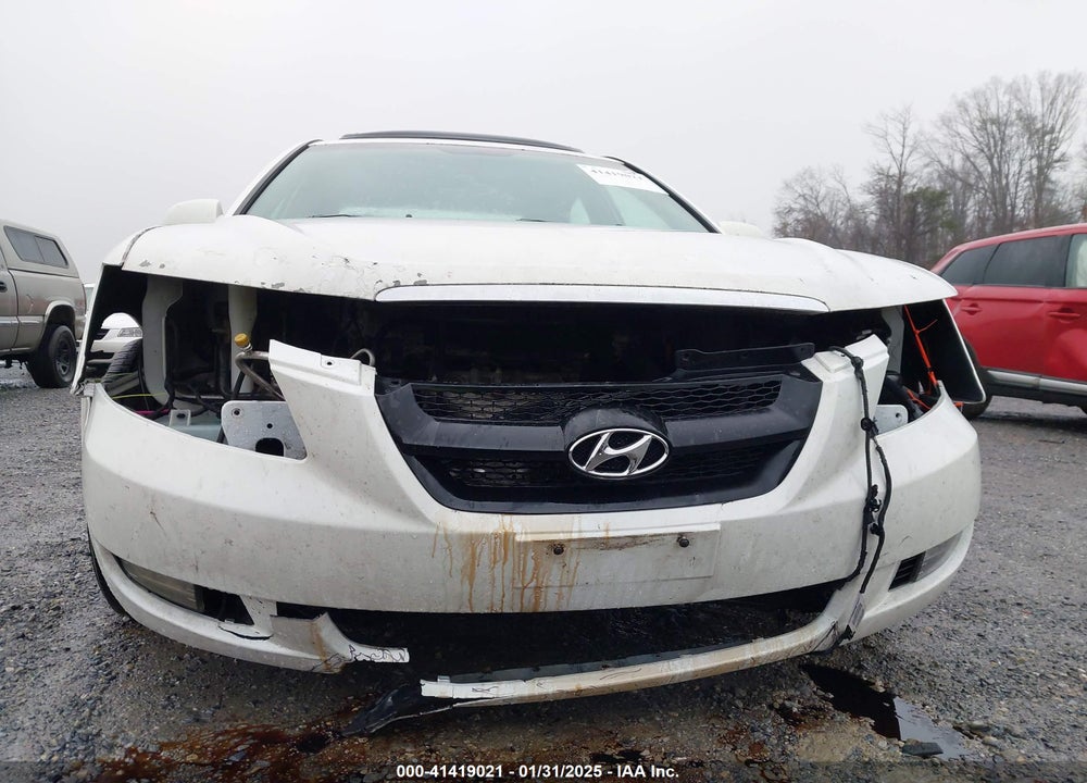 2008 HYUNDAI SONATA LIMITED V6/SE V6 VIN: 5NPEU46F58H340269