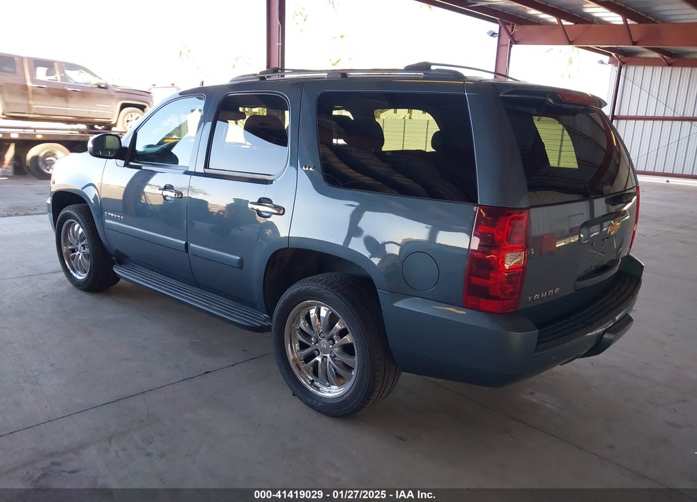 2008 CHEVROLET TAHOE LTZ VIN: 1GNFK13068J132229
