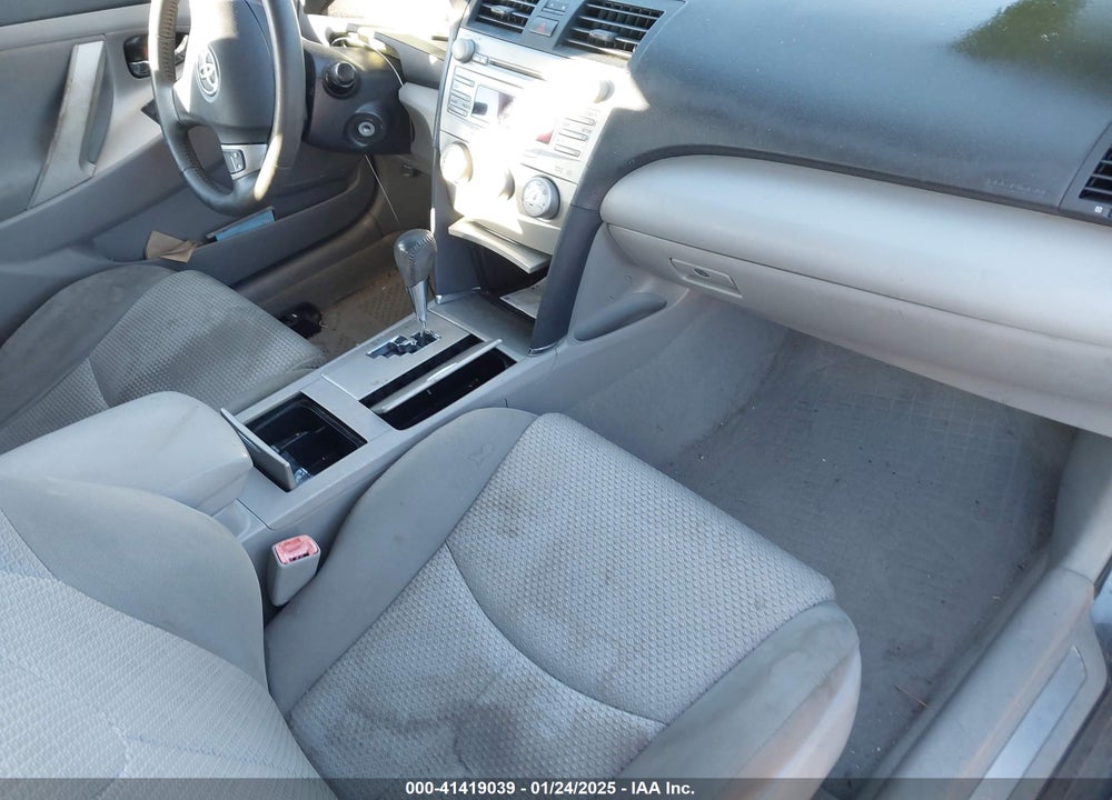 2011 TOYOTA CAMRY SE VIN: 4T1BF3EK1BU677794