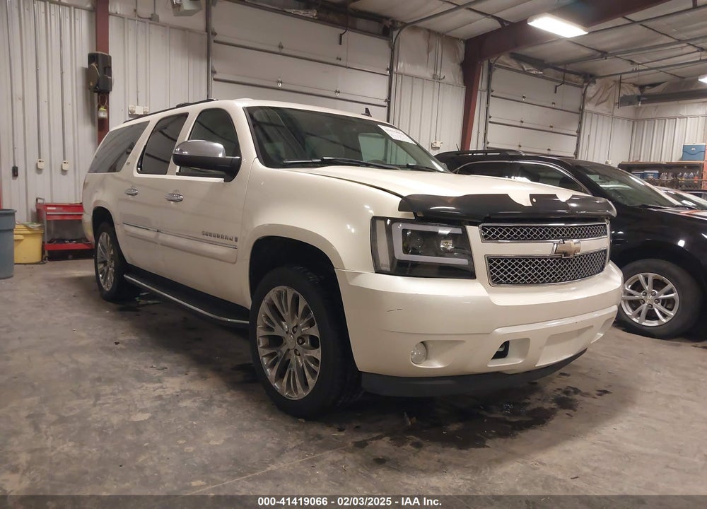2008 CHEVROLET SUBURBAN 1500 LTZ VIN: 1GNFC16J48R178712