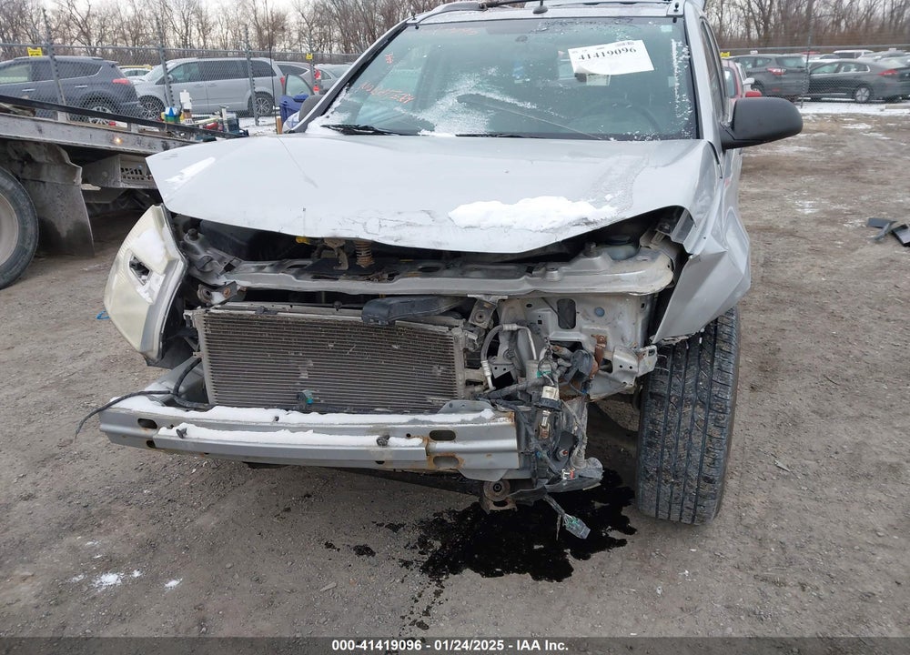 2005 CHEVROLET EQUINOX VIN: 2CNDL73F156205872