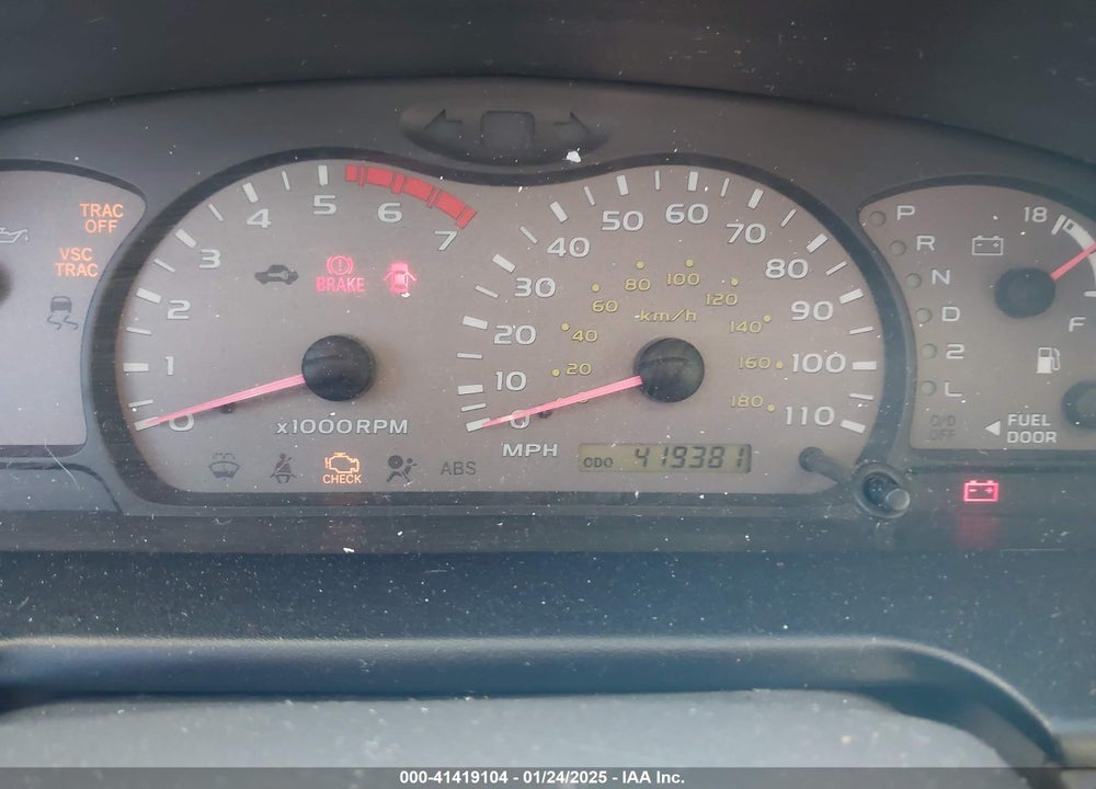 2004 TOYOTA SEQUOIA SR5 V8 VIN: 5TDZT34A04S207073