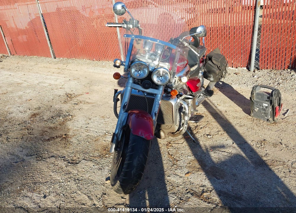 2006 TRIUMPH MOTORCYCLE ROCKET III VIN: SMTC00L4X6J230841