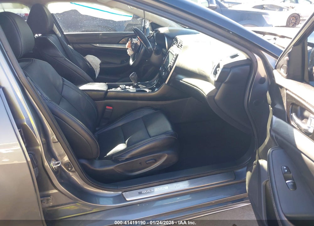 2018 NISSAN MAXIMA VIN: 1N4AA6AP1JC370119